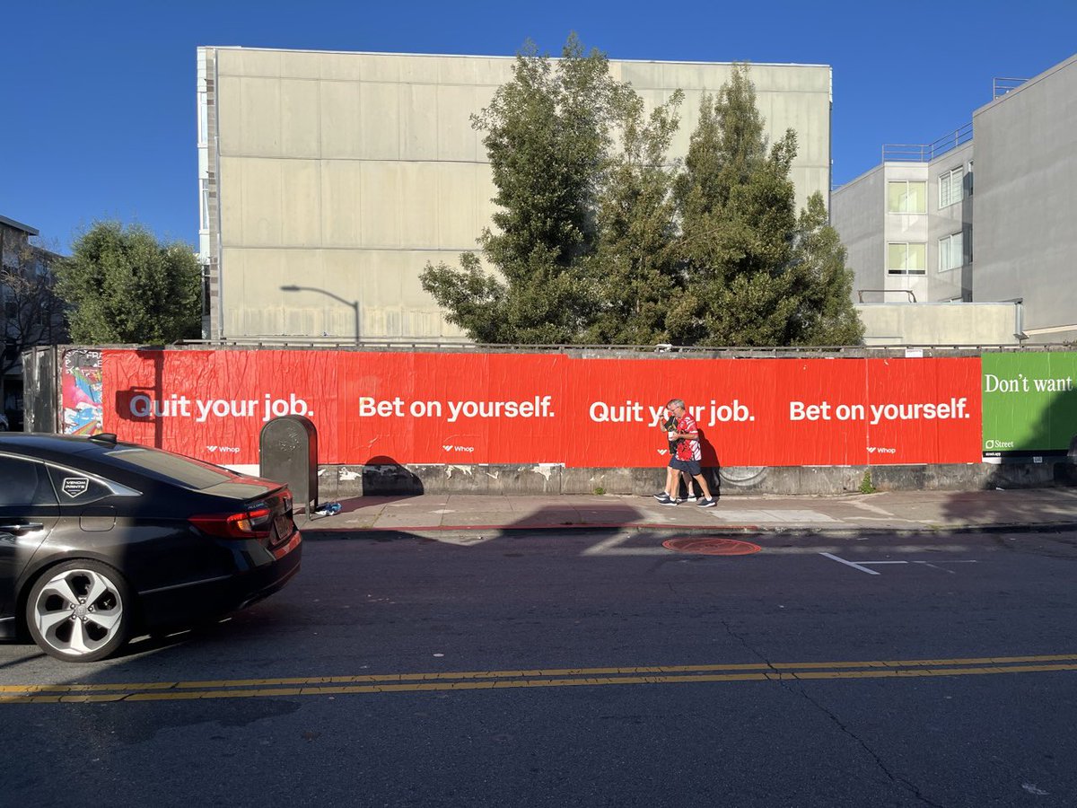 UNCLE 🏴‍☠️ EDDIE 🫵😹 tweet media