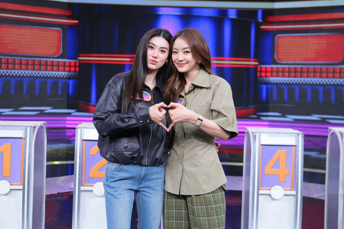 รู้ละชุดเหมือนอะไร 🐰🦊 เรฟดันตรงอีก งง555555555555