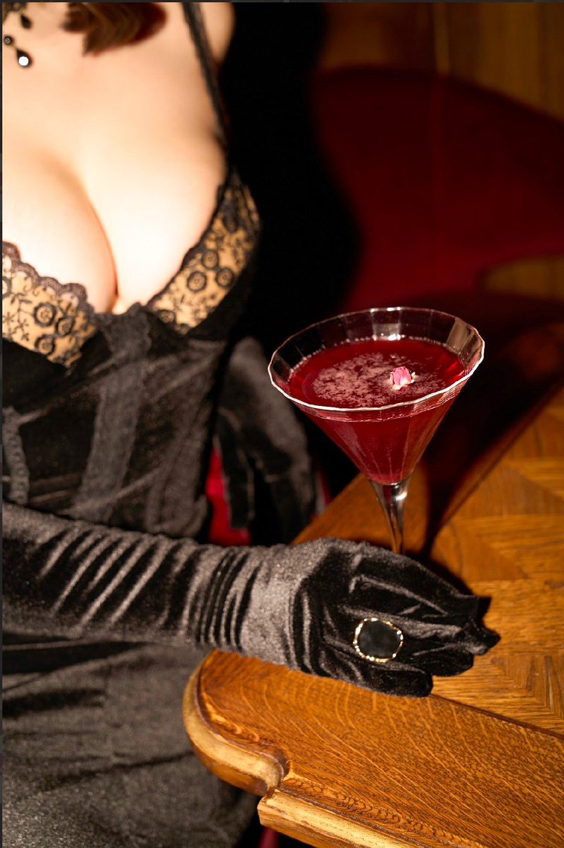 Anna Veidе| Switzerland 🇨🇭&Worldwide 🌏 tweet media