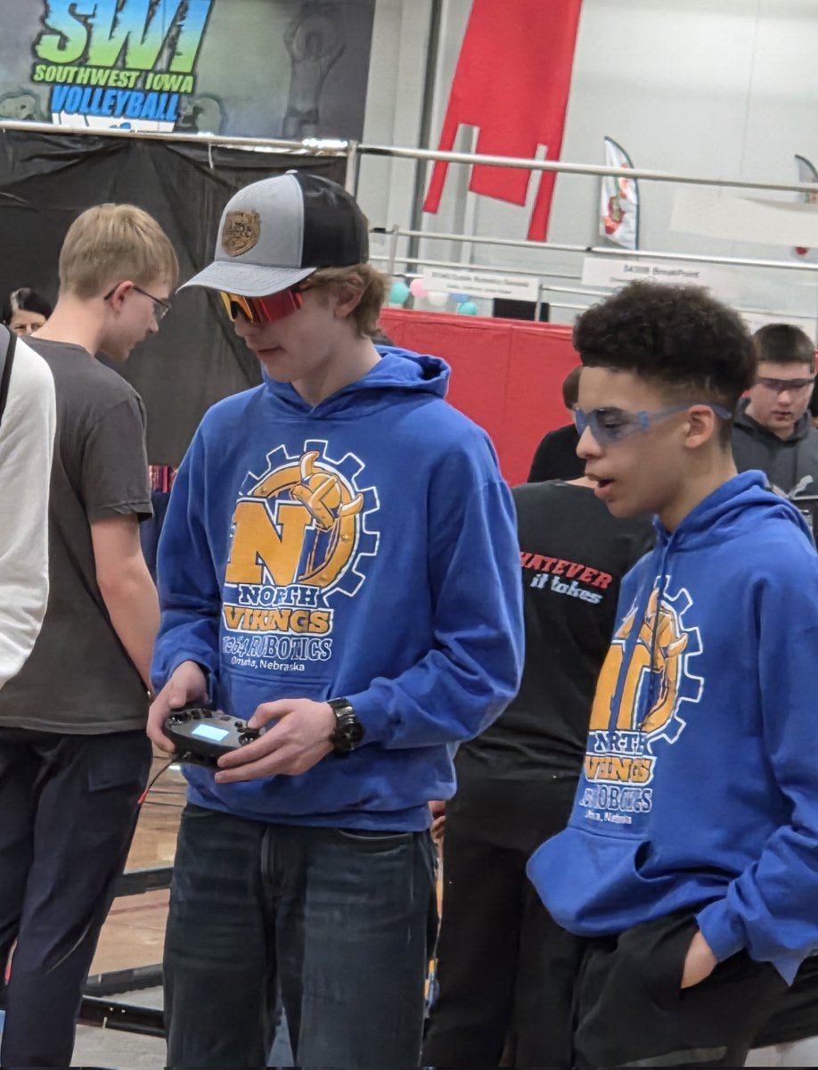 1064 Robotics tweet media