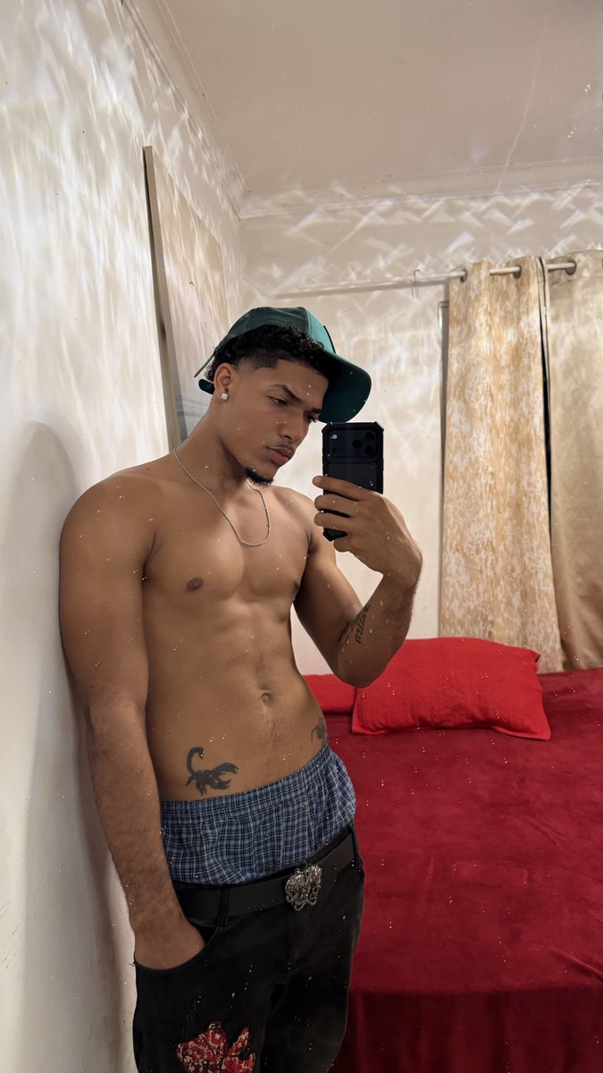 Guillermo_444_'s tweet photo. Ig: victor_guillermo_02 🇩🇴🔥 https://t.co/HvpnfPfo4E