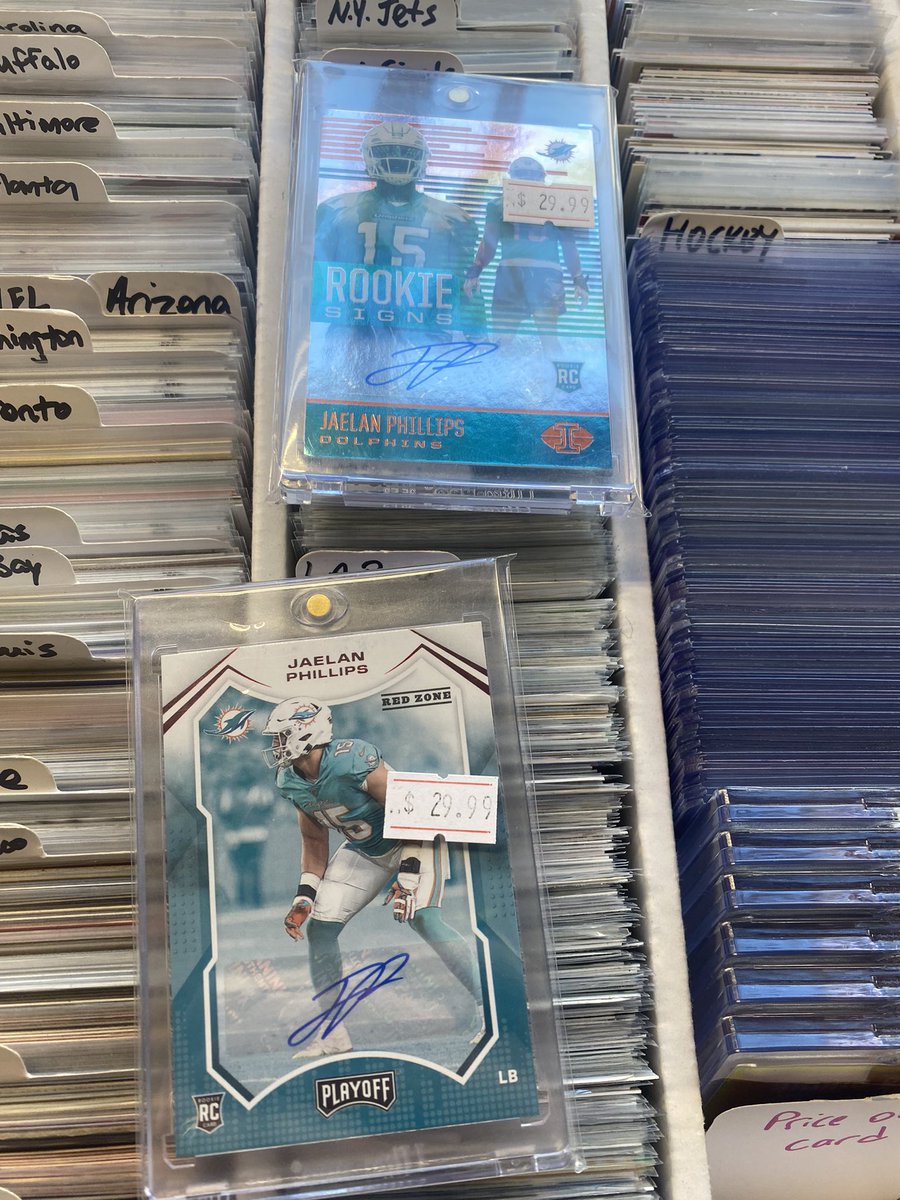 LtownCardz tweet media