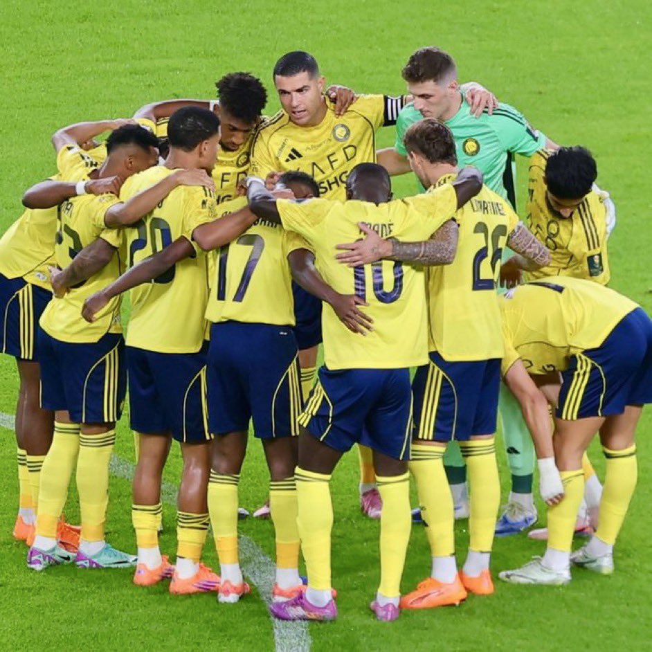 إنت محبوبي 💛💙 tweet media