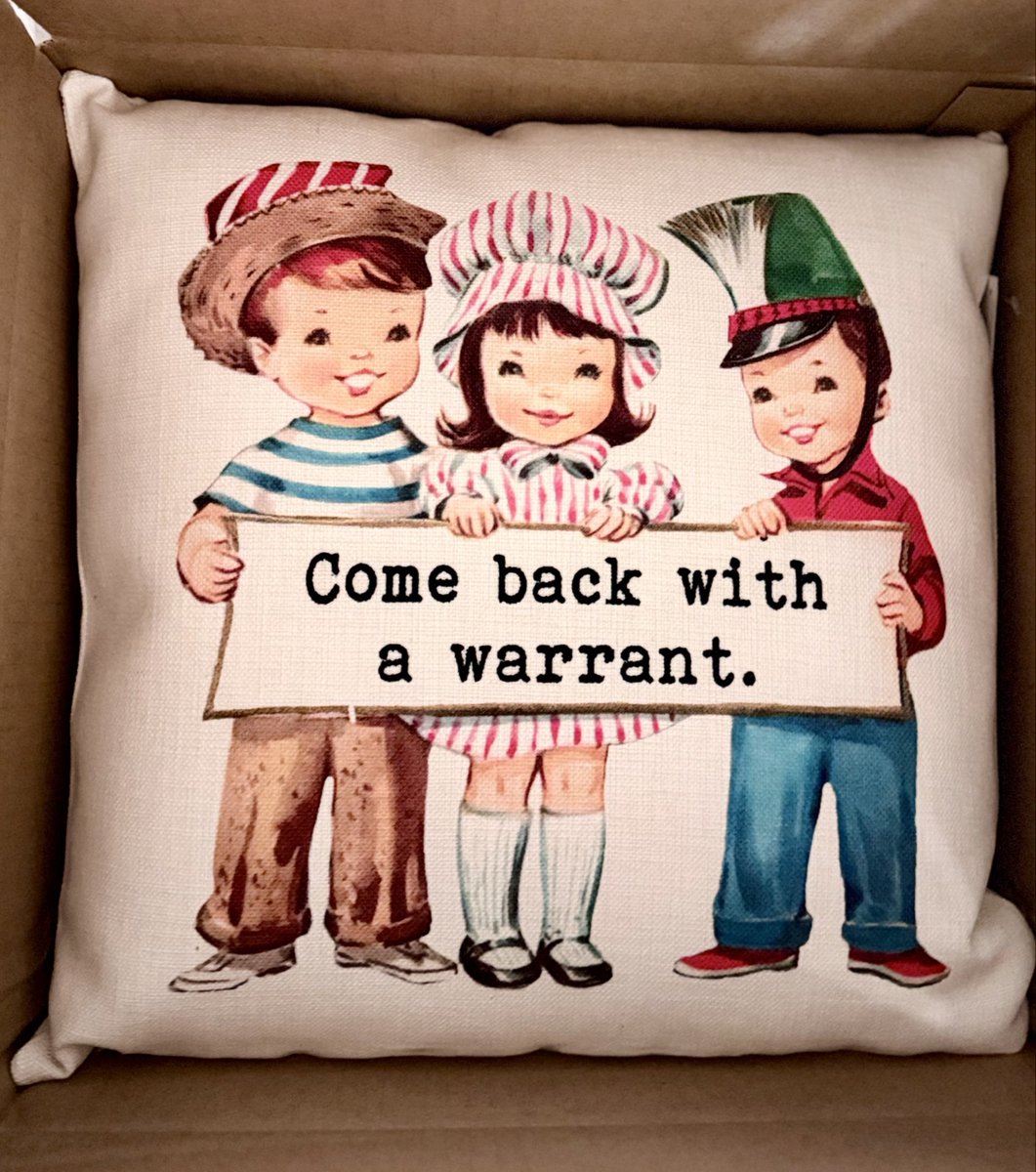 RealBoringHousewife💋😎 tweet media