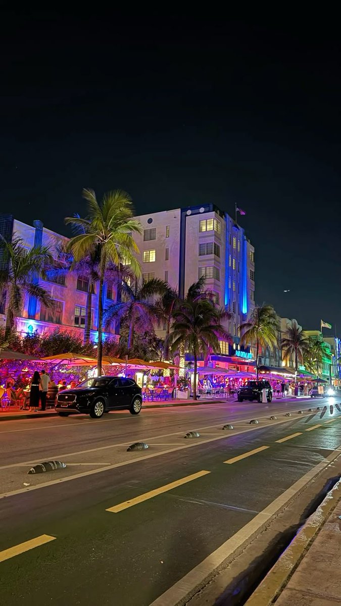 echoesofworld's tweet photo. Miami, USA https://t.co/XwKdAIeenm
