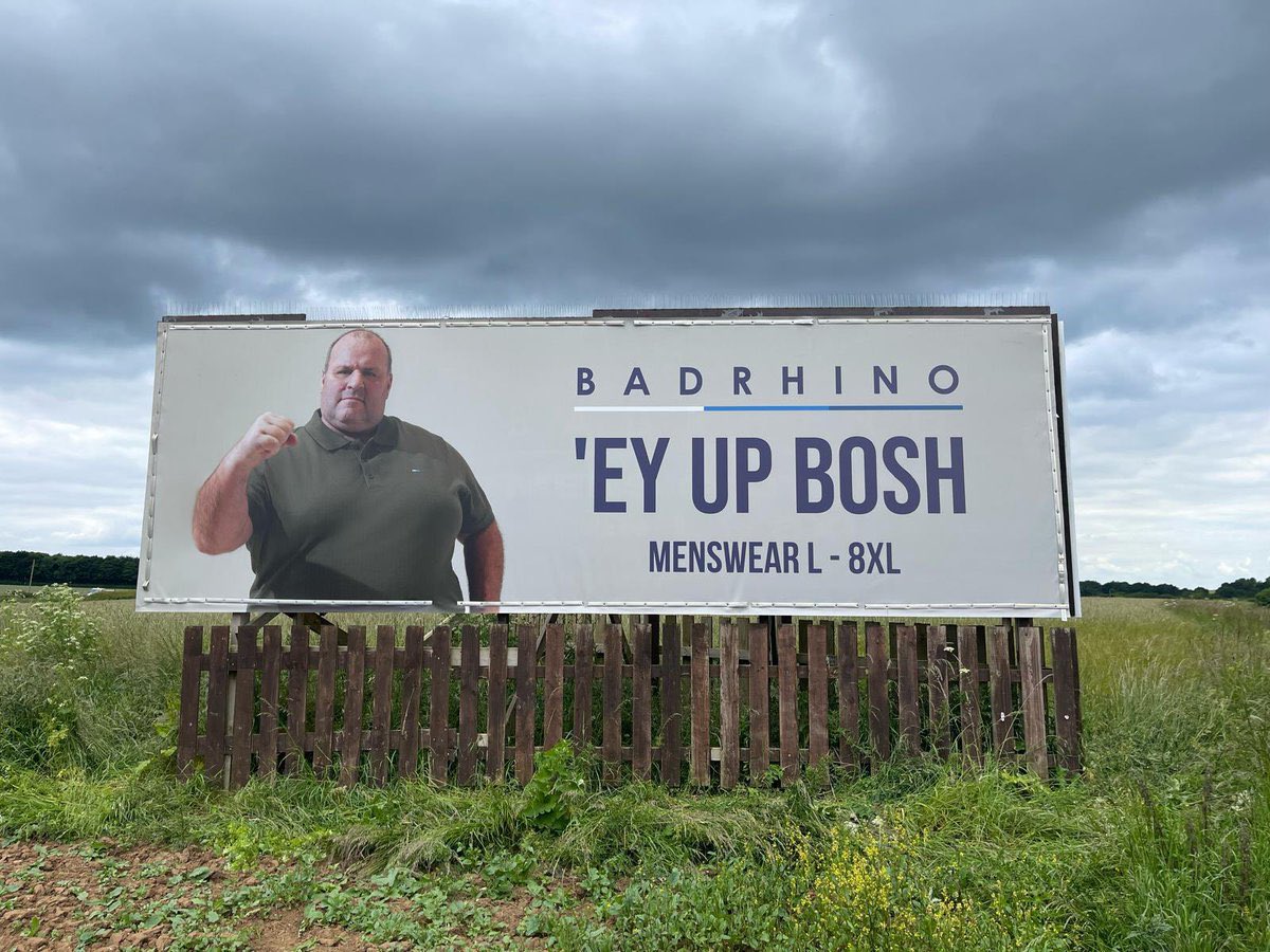 YCFCtune's tweet photo. @SUFCRootsHall Yorkshire 🤝 Essex https://t.co/G7u5nZbw6C