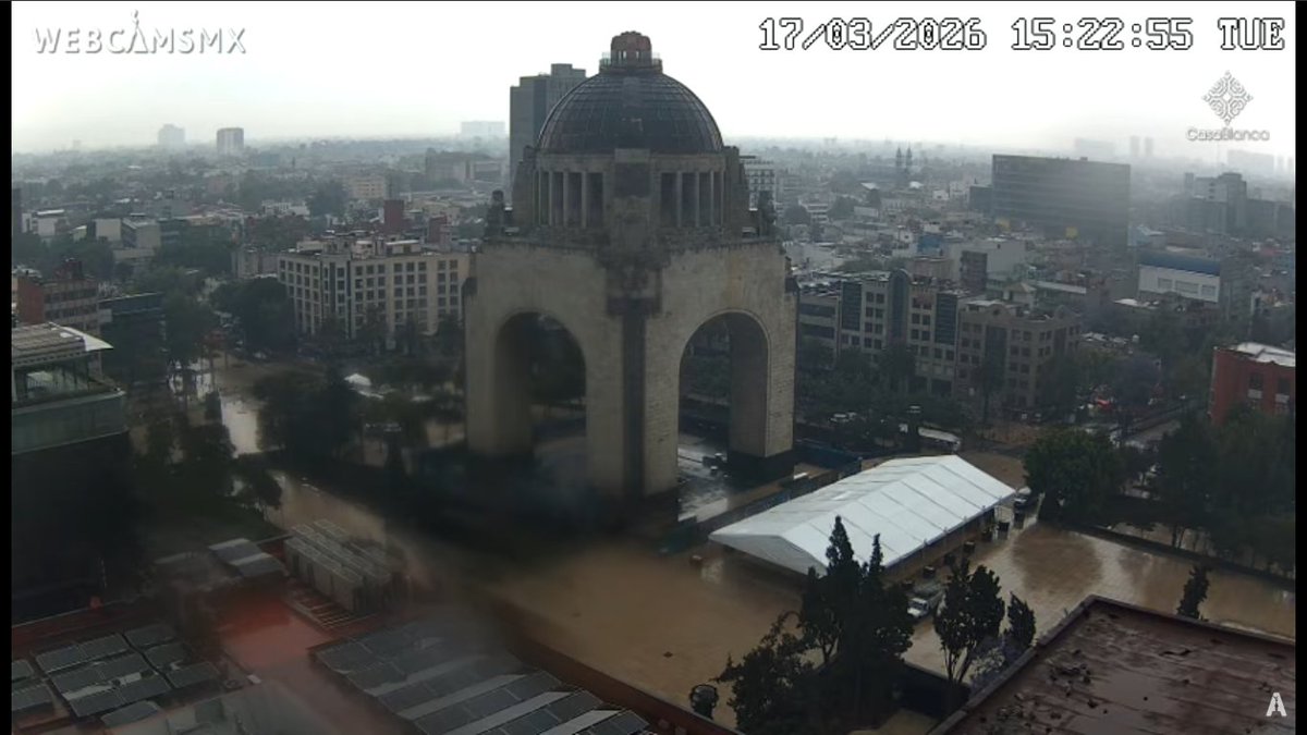 webcamsdemexico's tweet image. Llueve en este momento en la Ciudad de México. 🌧️ 
🌡️ Temperatura actual: 14° C.

Vistas:
-Zócalo.
-Chapultepec.
-Tlalpan.
-Monumento a la Revolución.

#EnVivo:
webcamsdemexico.com

¿Cómo está el clima en tu localidad?
Deja tu comentario.
Te leemos. 💬

#Lluvia #CDMX