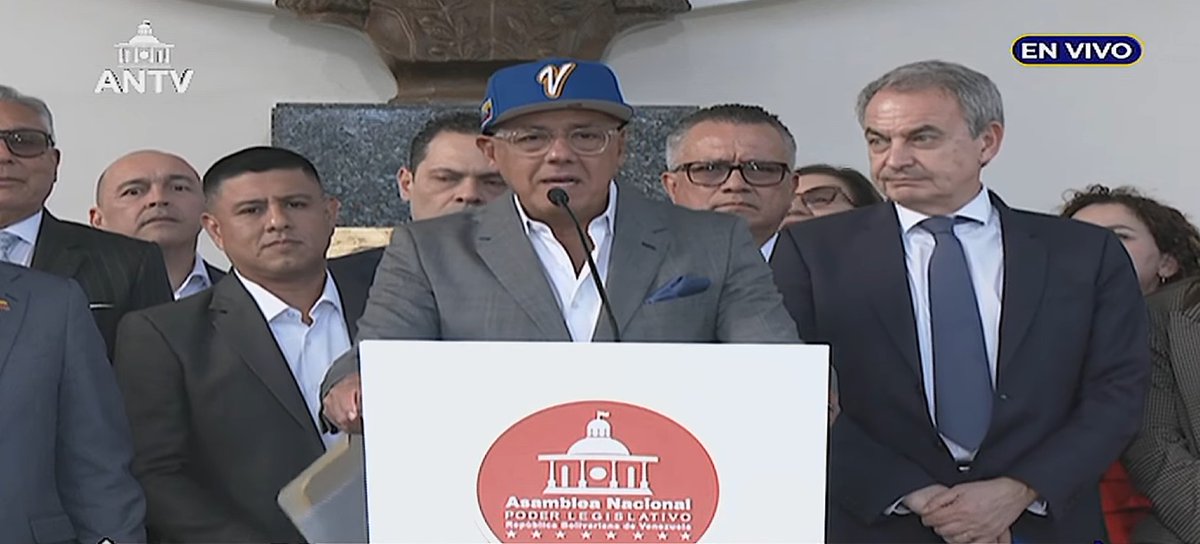 #AHORA | Jorge Rodríguez ofrece declaraciones desde la Asamblea Nacional tras culminar reunión de la Comisión de Seguimiento de la Ley de Amnistía, en donde participó el expresidente español José Luis Rodríguez Zapatero.