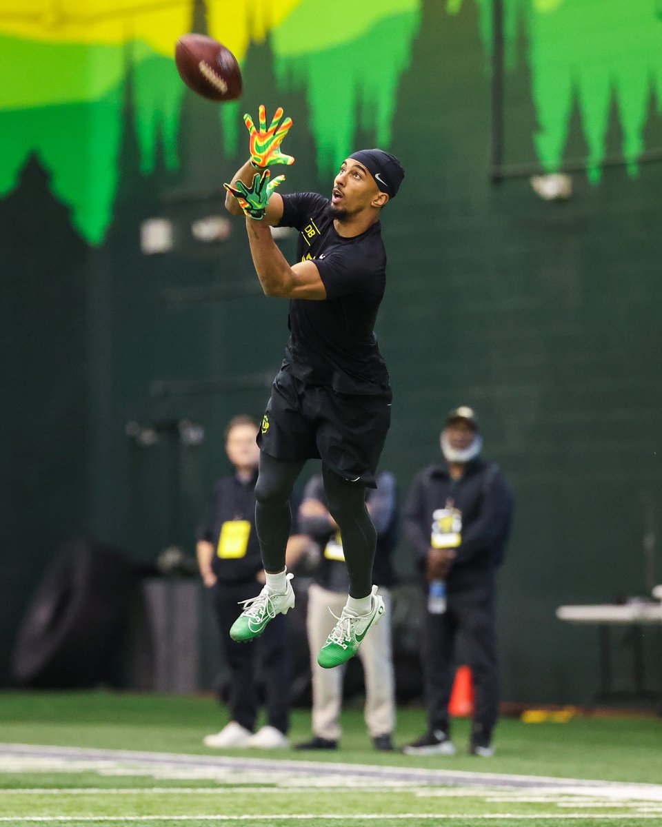 Oregon Football tweet media