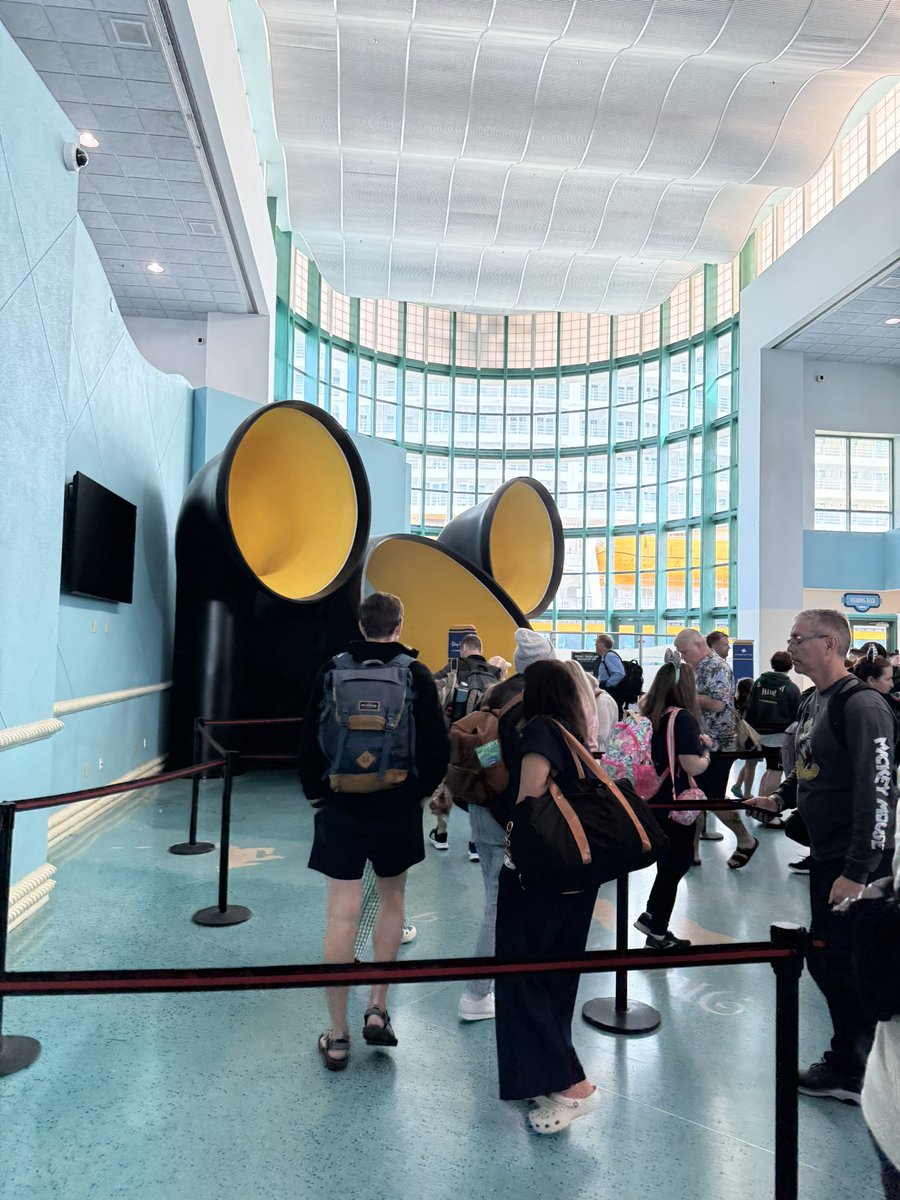 𝐁𝐮𝐢𝐥𝐭 𝐅𝐨𝐫 𝐋𝐀 🇮🇪 tweet media