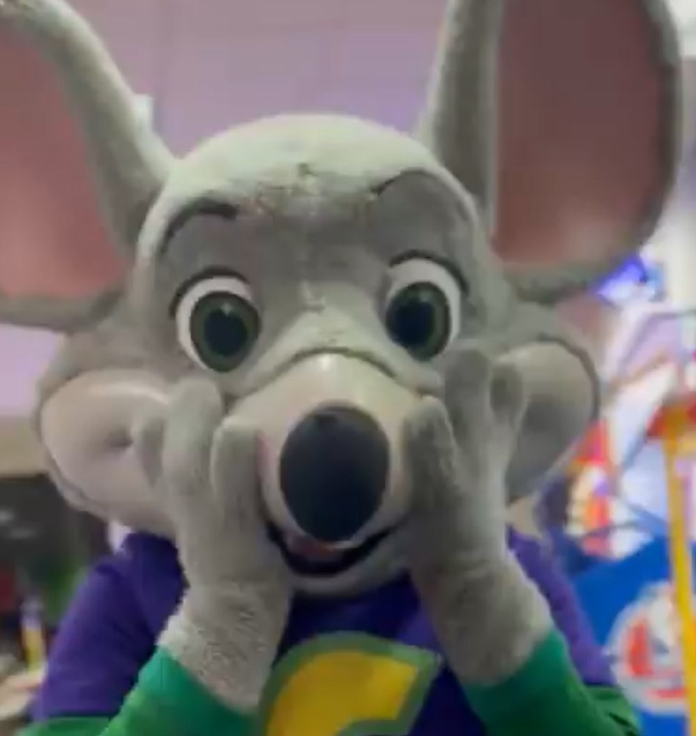 Avery Yapps tweet media