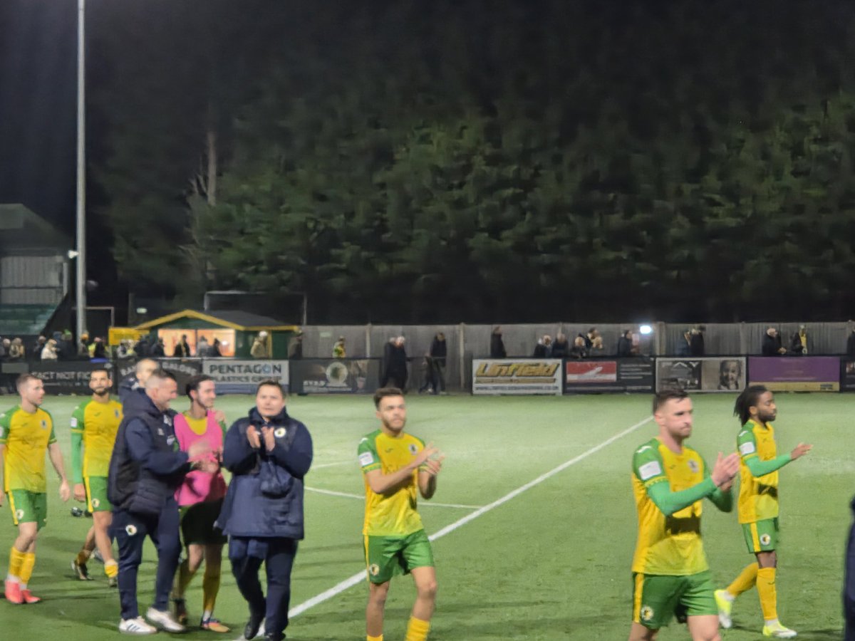 Lardy Army tweet media