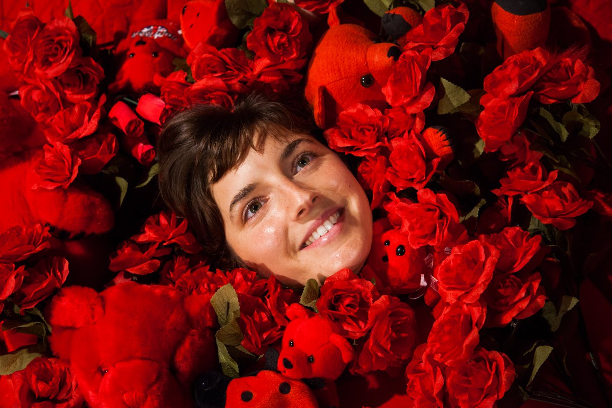 caroline rose tweet media