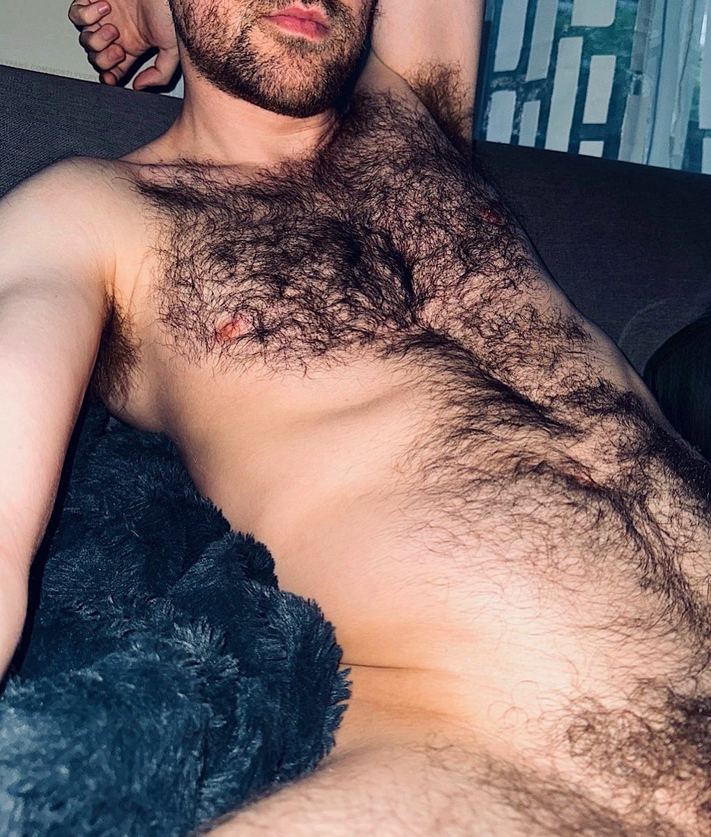 MostlyVery tweet media