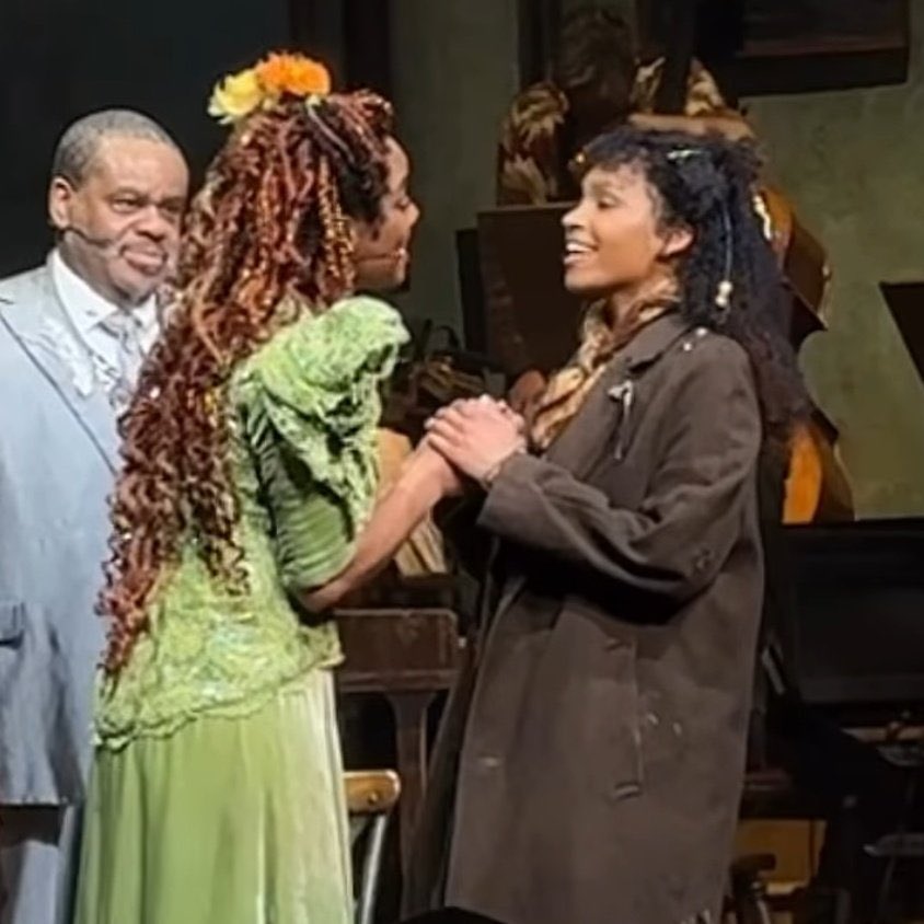 Shortbre_ad's tweet photo. I AM SEEING NEW HADESTOWN UK CAST ON SATURDAY !!!!!! WE WIN THESE!!!! I am so excited I will yap a lot ! https://t.co/xoWw8XNvUa