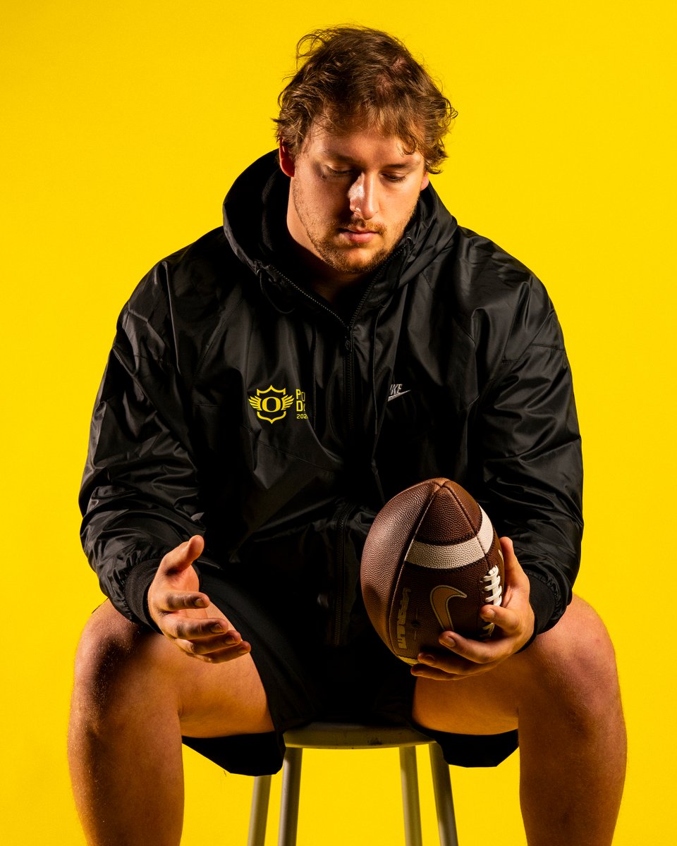 Oregon Football tweet media