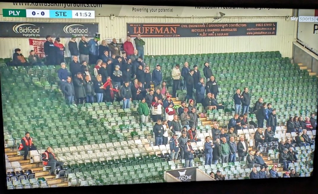 Stevenage FC No Context tweet media