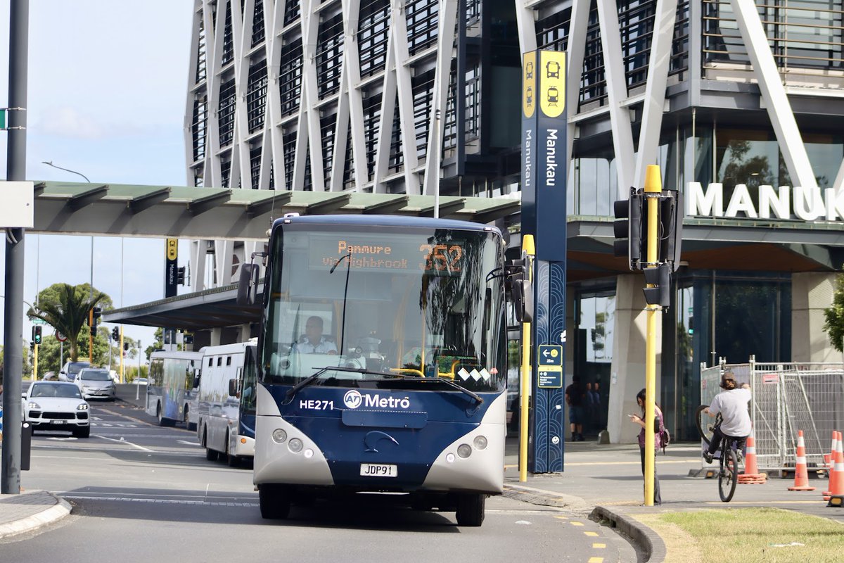 NZ Transit Buzz tweet media