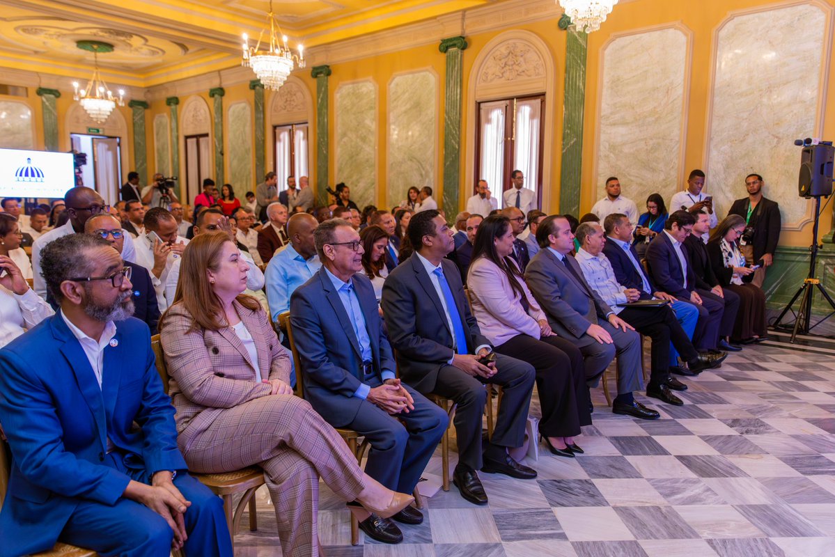 Liga Municipal Dominicana tweet media