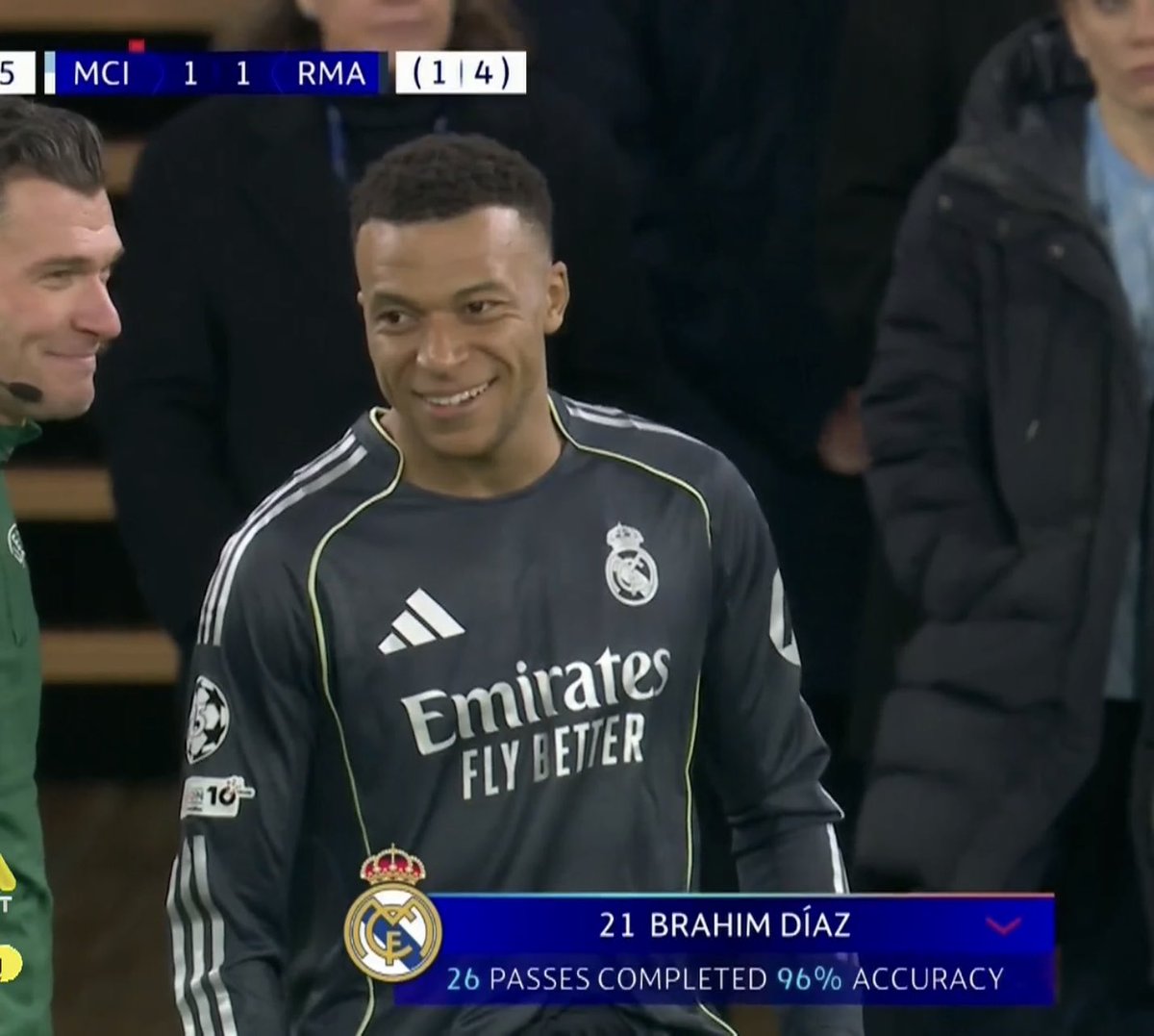 𝑉𝑎𝑛𝑒𐙚 tweet media