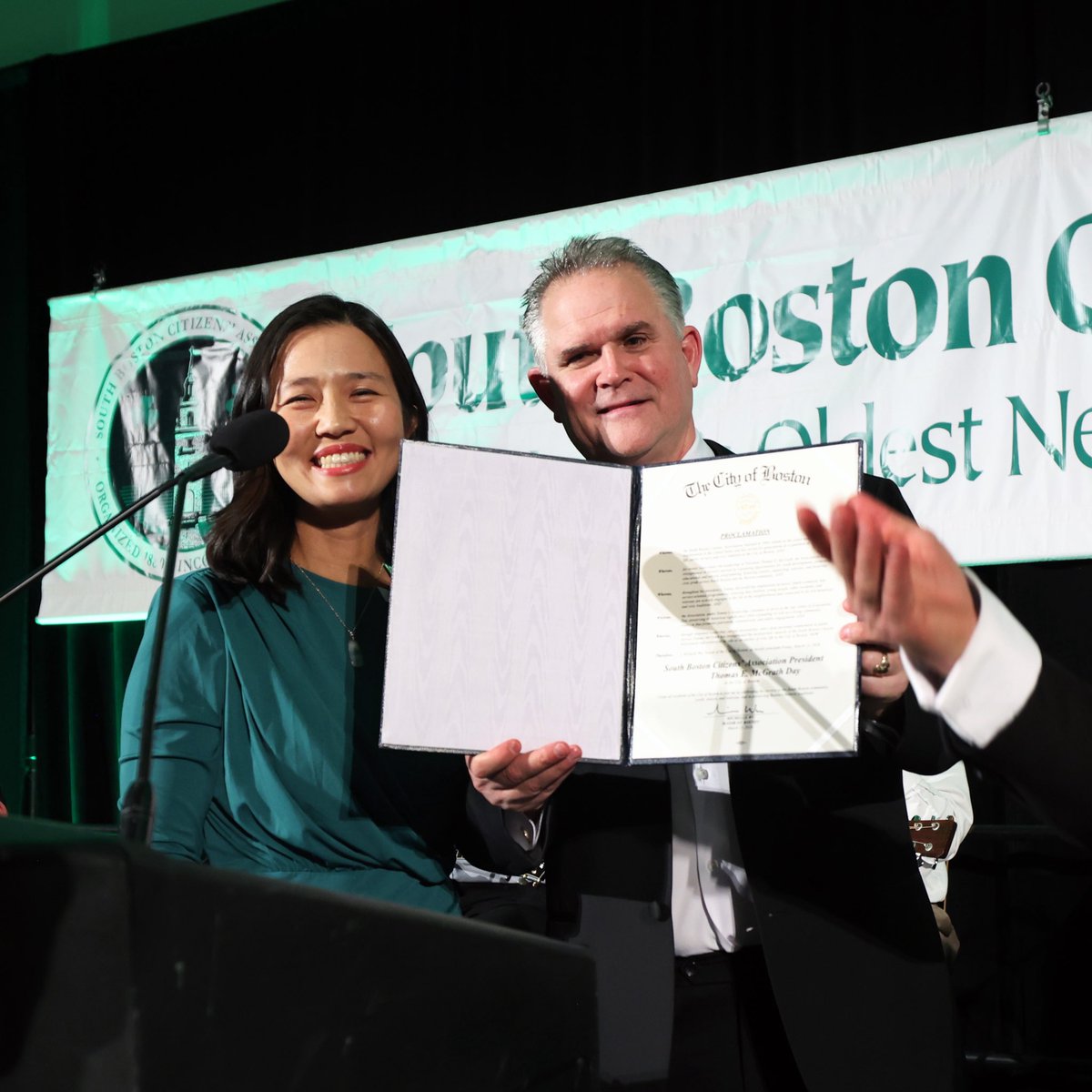 Lydia Polaski tweet media