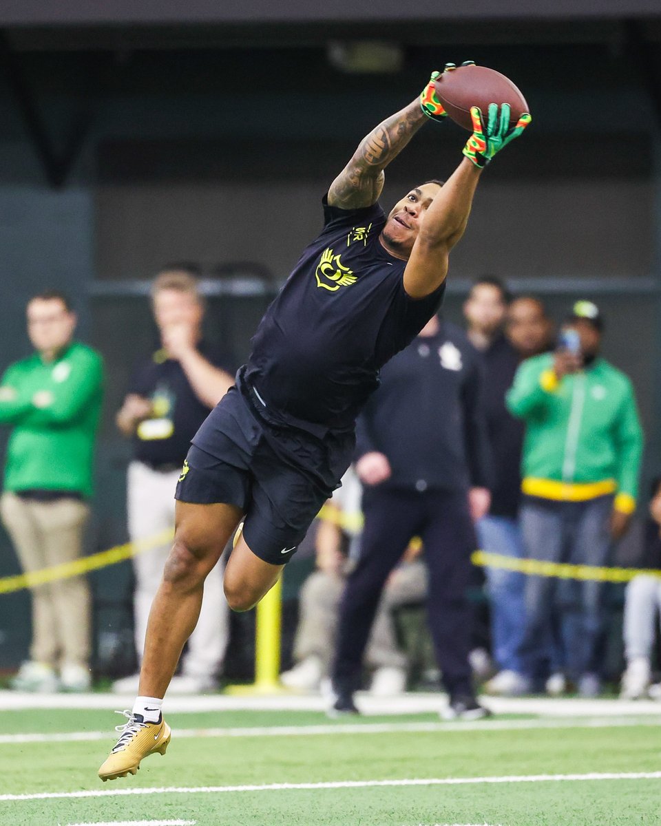 Oregon Football tweet media