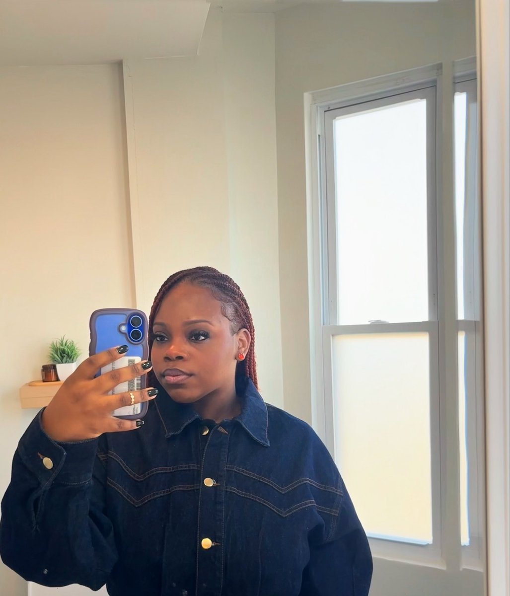 jadasojaded's tweet photo. I did my makeup … I’m so happy https://t.co/UuV6yec4XN