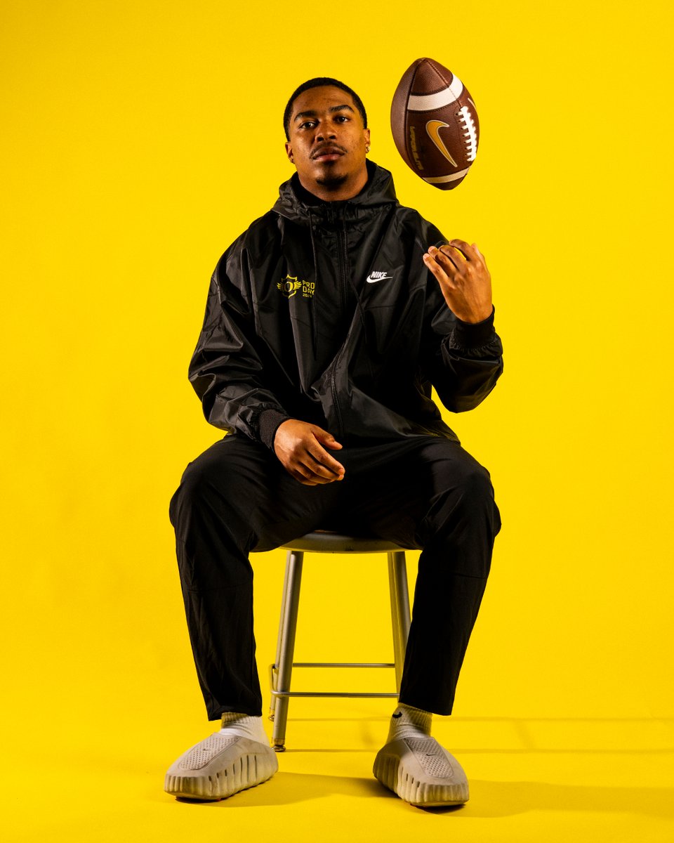 Oregon Football tweet media