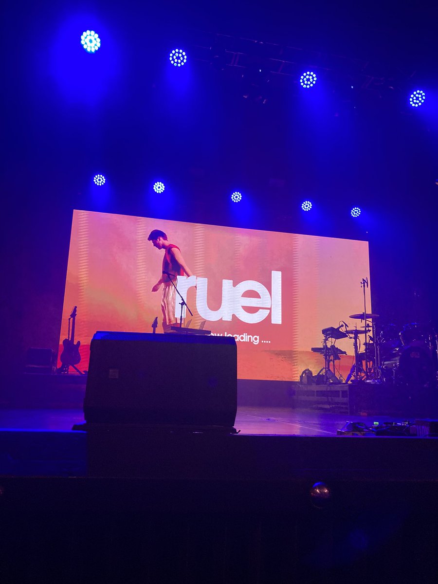 cxjmalena's tweet photo. The best night ever, counting down the days until it happens again ❤️‍🩹🇦🇷 https://t.co/4zK8io91Sz