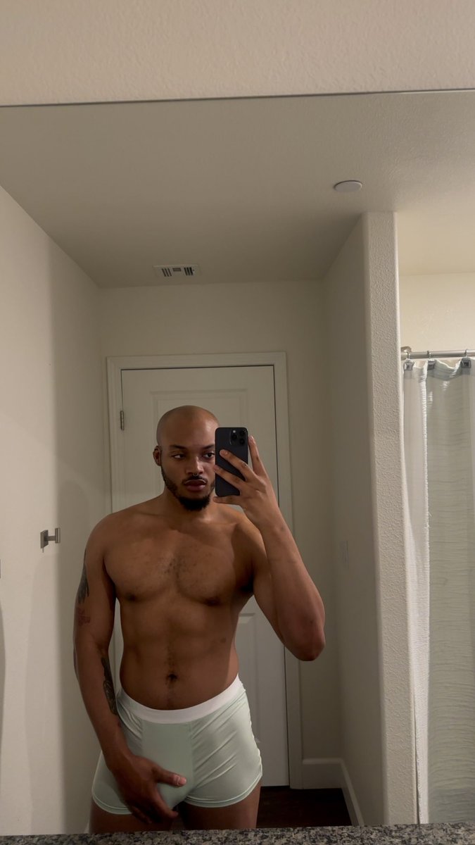 YUH 🫟 tweet media