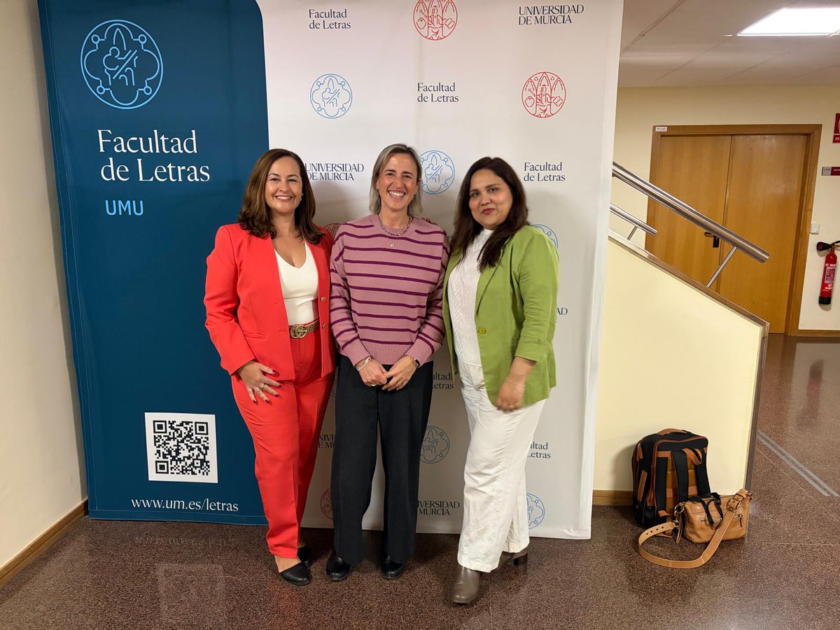 Dpto. de Traducción e Interpretación de la UM tweet media