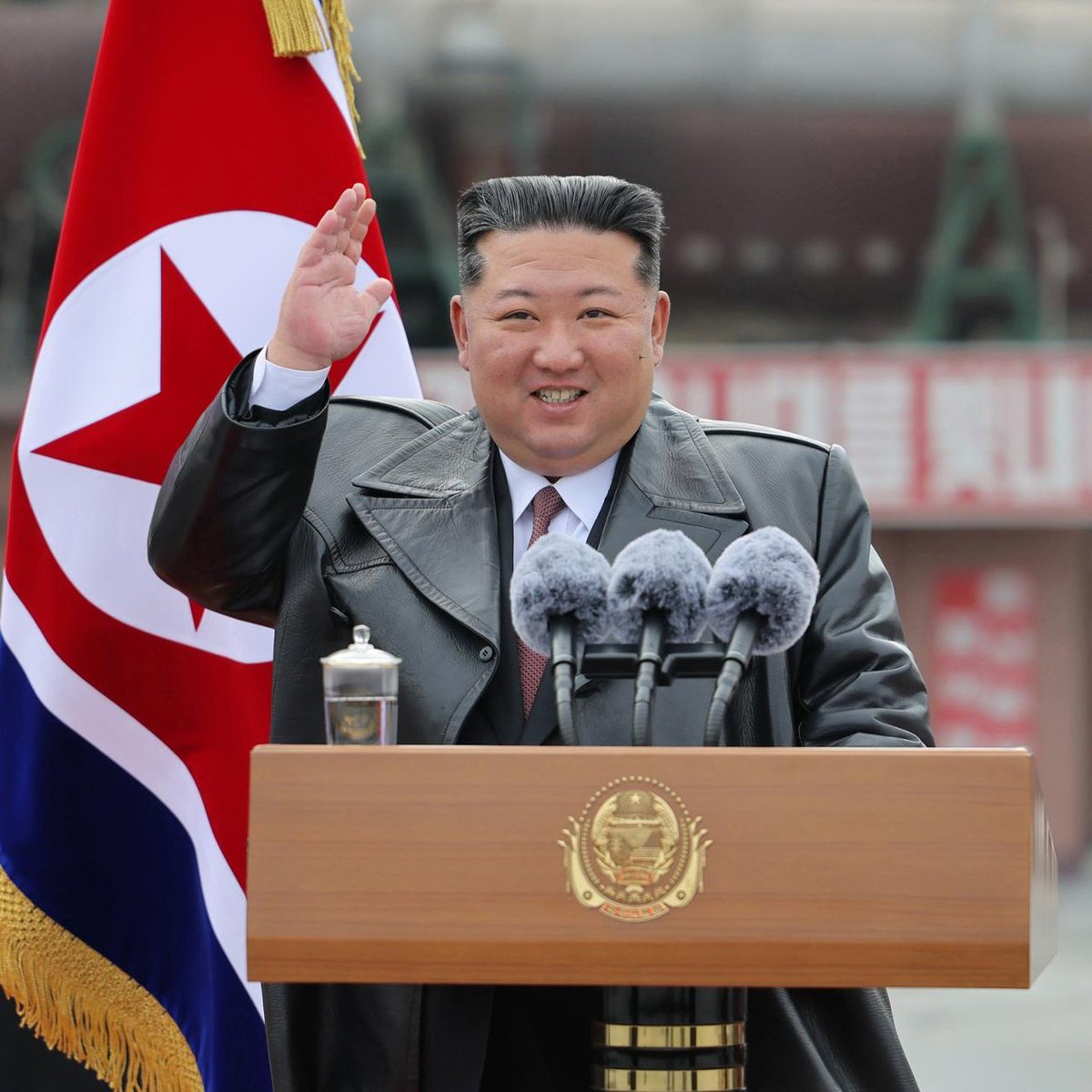 Pusholder tweet media