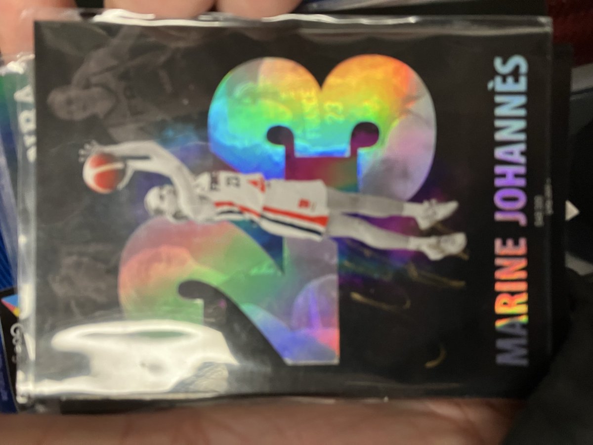 flying.flo tweet media