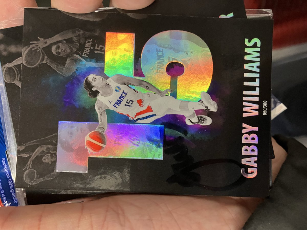 flying.flo tweet media