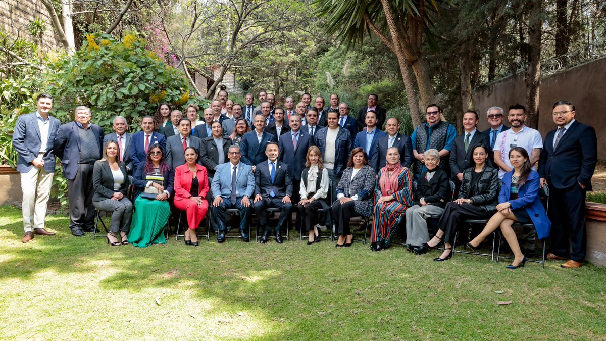 Fernando Flores Fernández tweet media