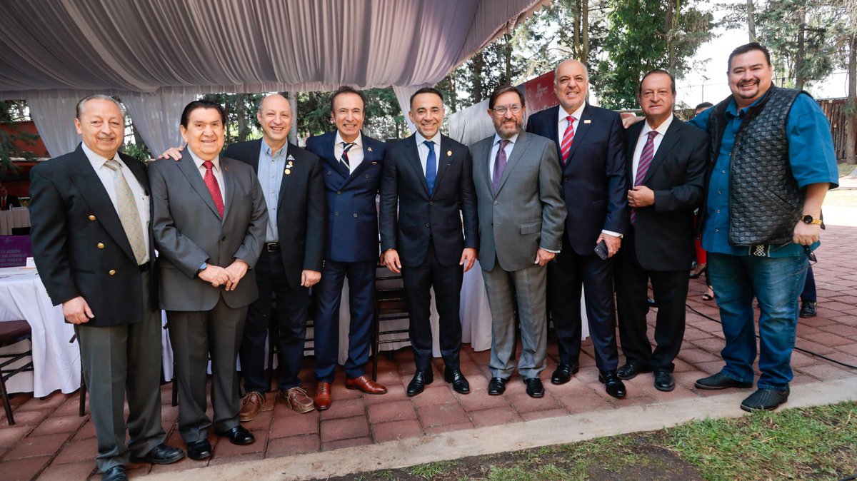 Fernando Flores Fernández tweet media