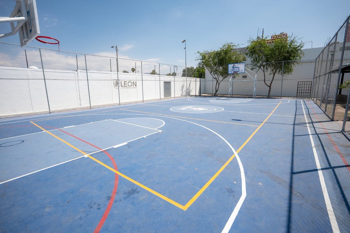 Dirección General de Obra Pública León tweet media