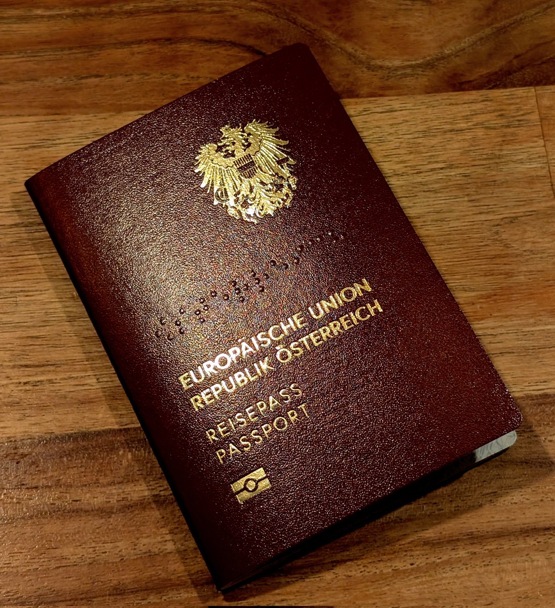 severin tatarczyk tweet media