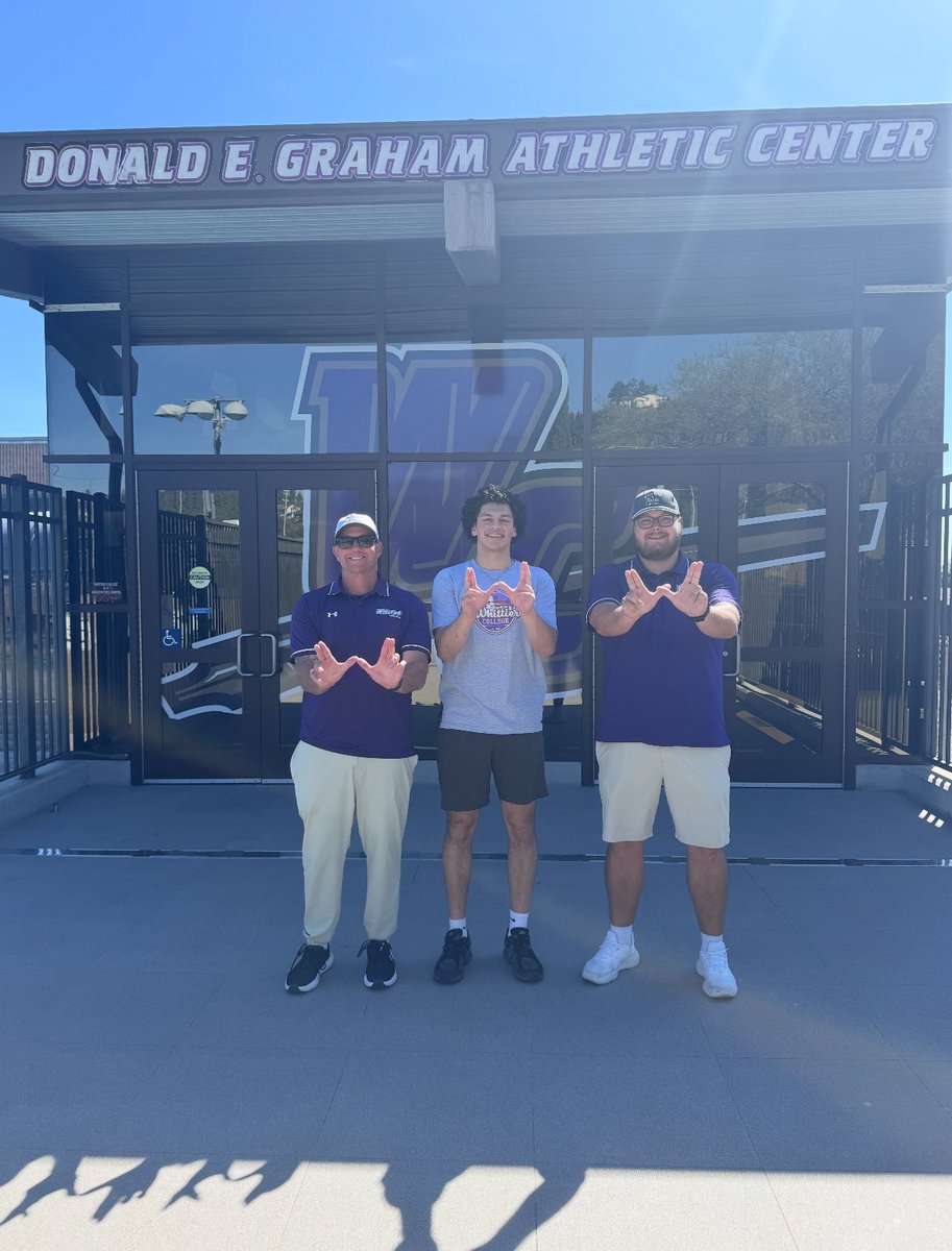 Julian Gray FB tweet media