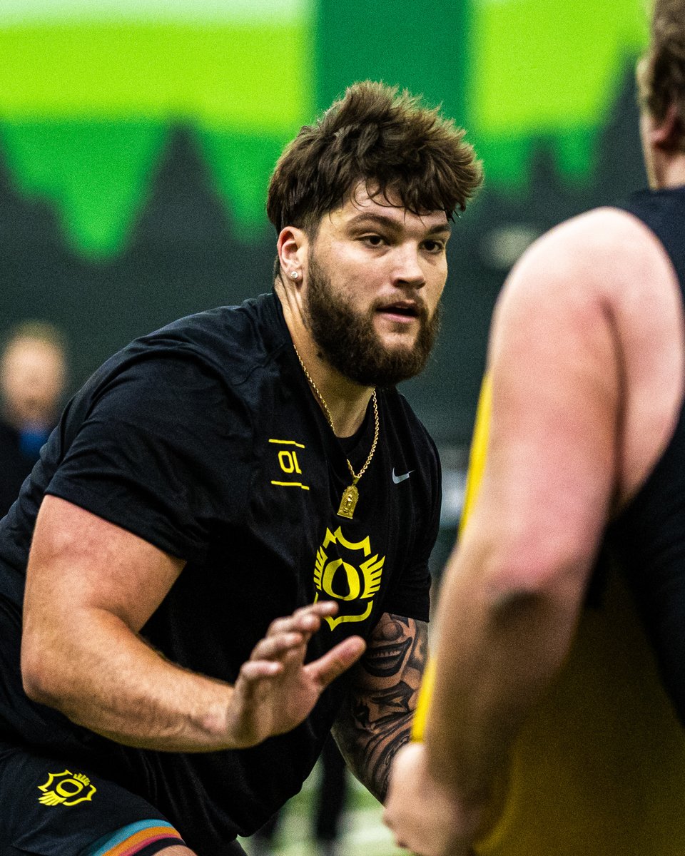 Oregon Football tweet media