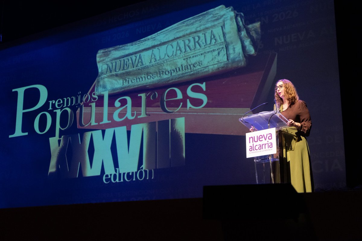Sara_SimonA's tweet photo. Acompañando a @nuevaalcarria en la entrega de sus Premios Populares, que son buena muestra de todo lo que somos y hacemos en Guadalajara. Mi gratitud y reconocimiento a las personas y entidades reconocidas en una gala especial gracias a las actuaciones de @TeatroSaleGuada https://t.co/dw5tuGUZNU