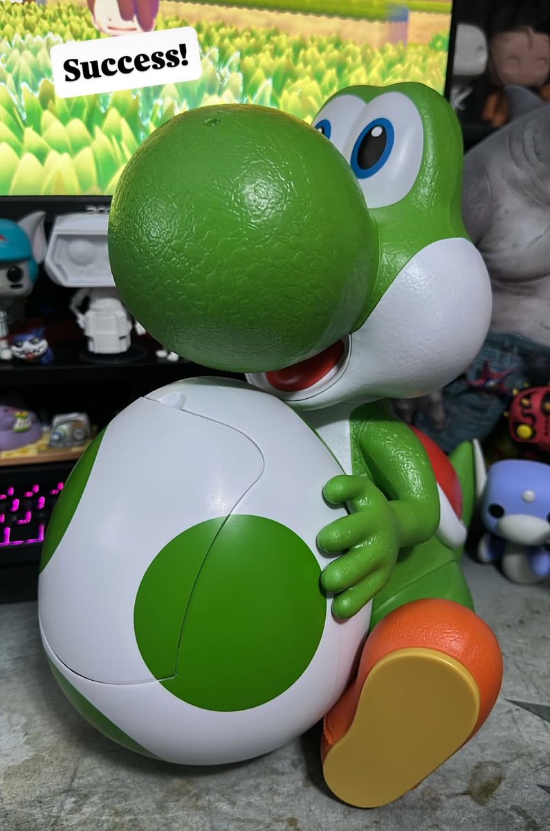 FunkoPOPsNews's tweet image. Good luck if you’re heading out to grab a Yoshi today!

Thanks @popfanboy ~ #SuperMarioGalaxy #Popcorn #Yoshi #FunkoPOPNews