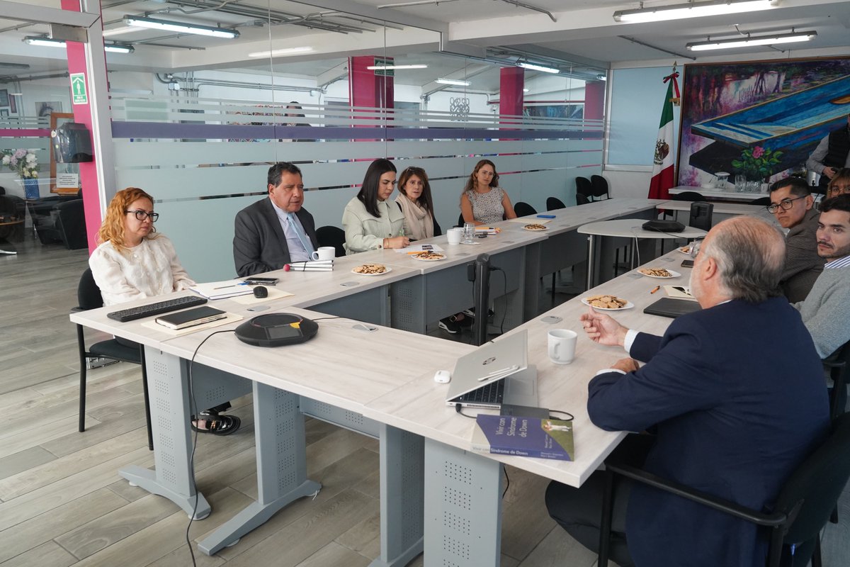 confe_org tweet media