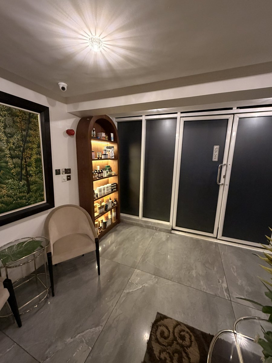 Praise Akinlami tweet media