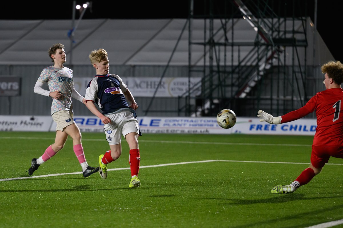 Ian Sneddon tweet media