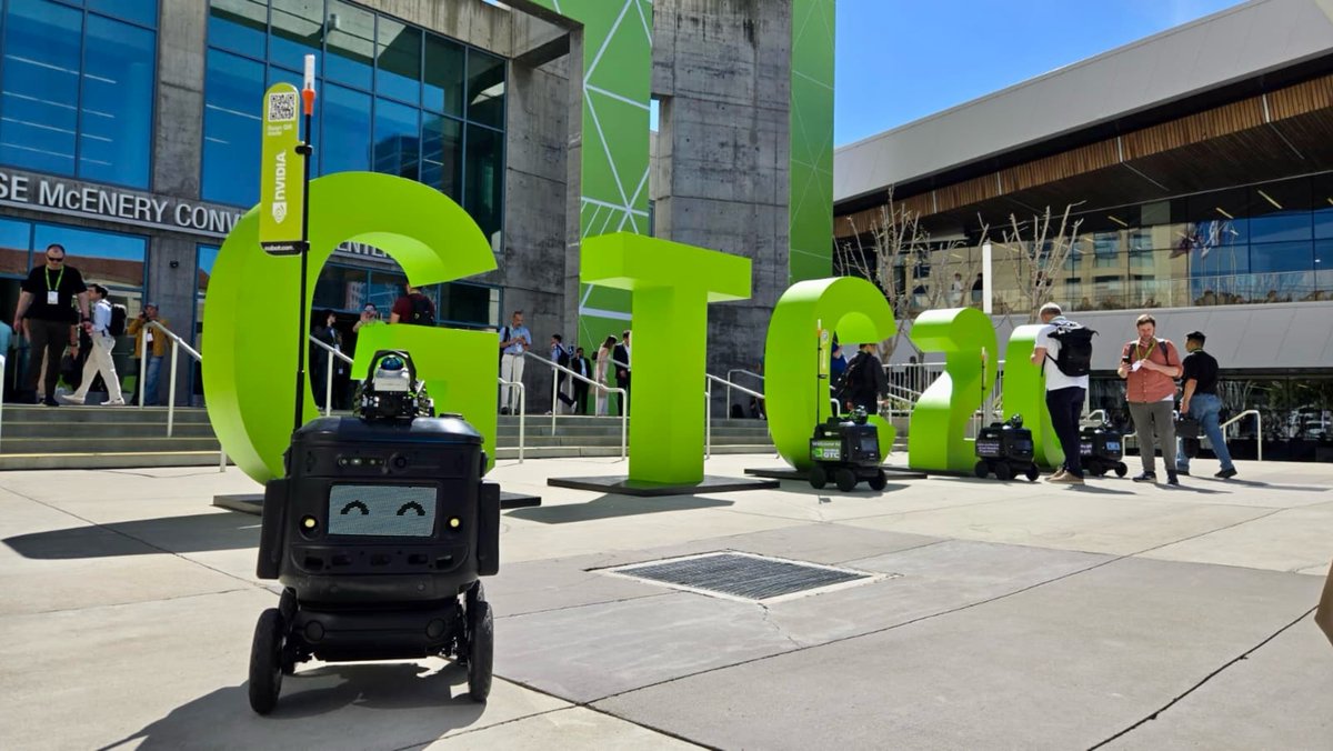 Robotcom tweet media