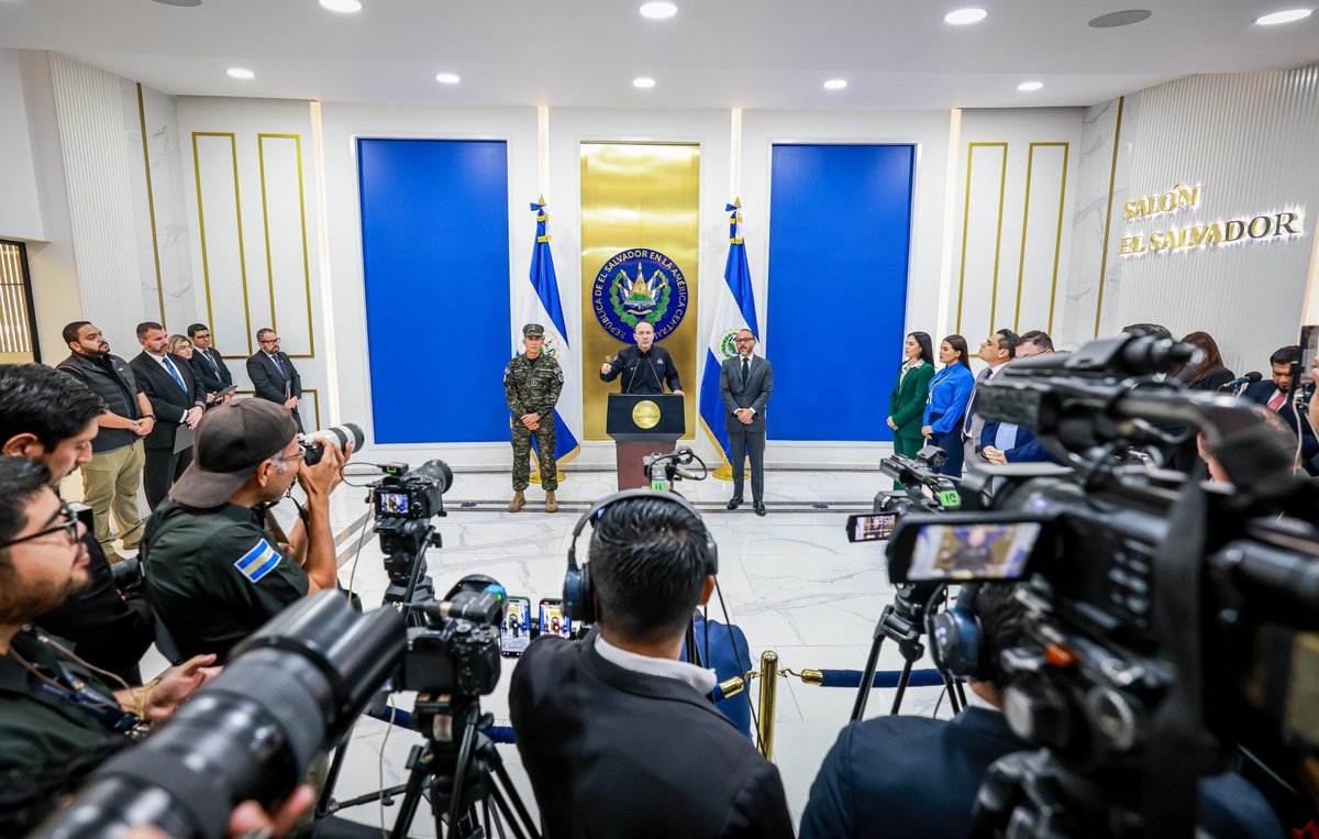 Ministerio de la Defensa Nacional tweet media