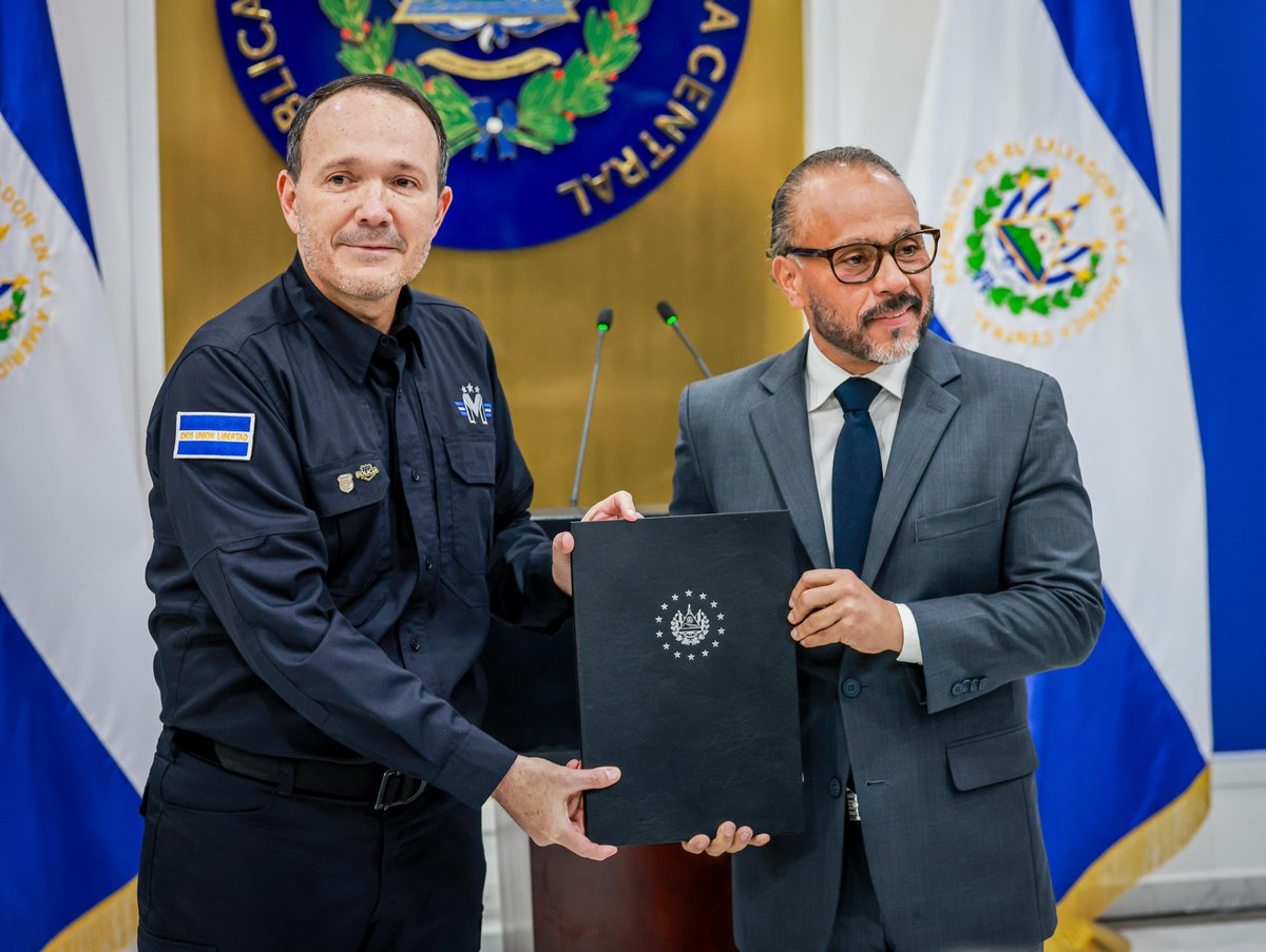 Ministerio de la Defensa Nacional tweet media