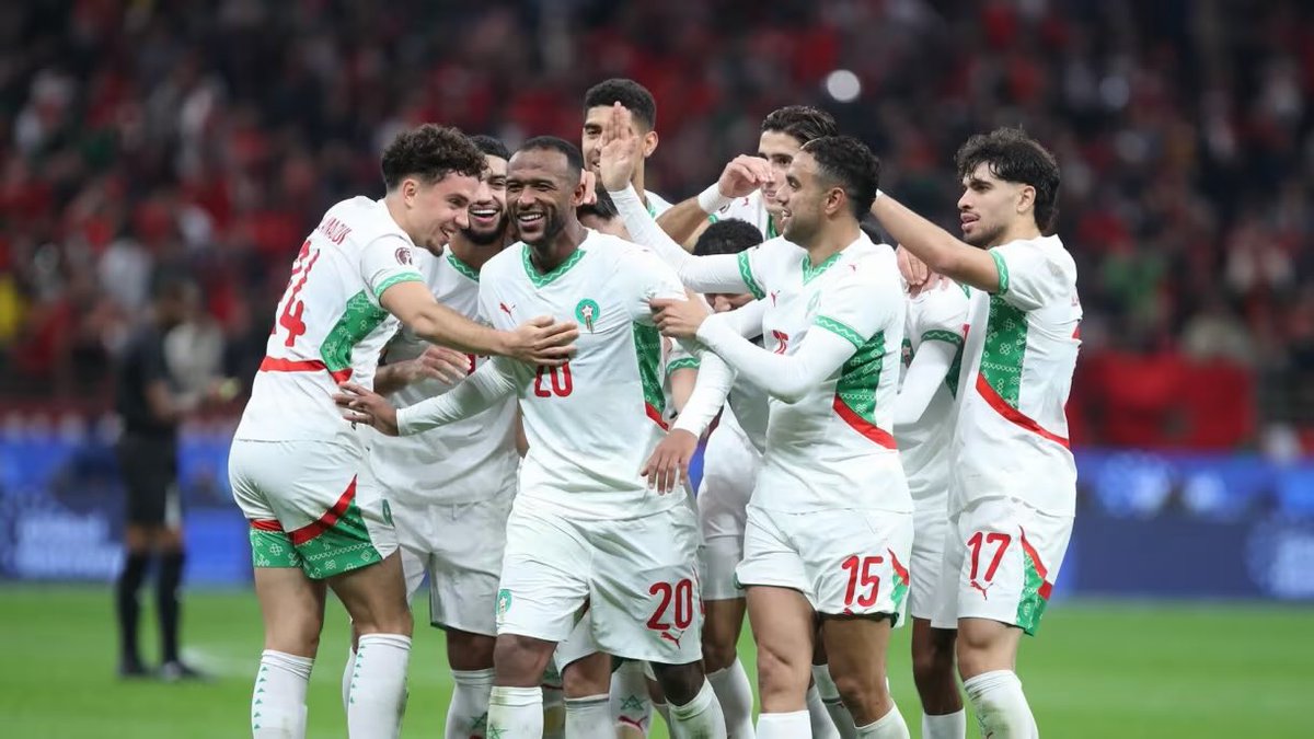 billycrin's tweet image. What a goal! Morocco makes it 3-0 against Senegal in the 90th minute. It was a Senegal foul, but the referee waved play on, allowing Morocco to score.

#afcon2024

Senegal 🇸🇳 0–3 Morocco 🇲🇦 (90’)

#TotalEnergiesAFCON2025
#Afcon2025