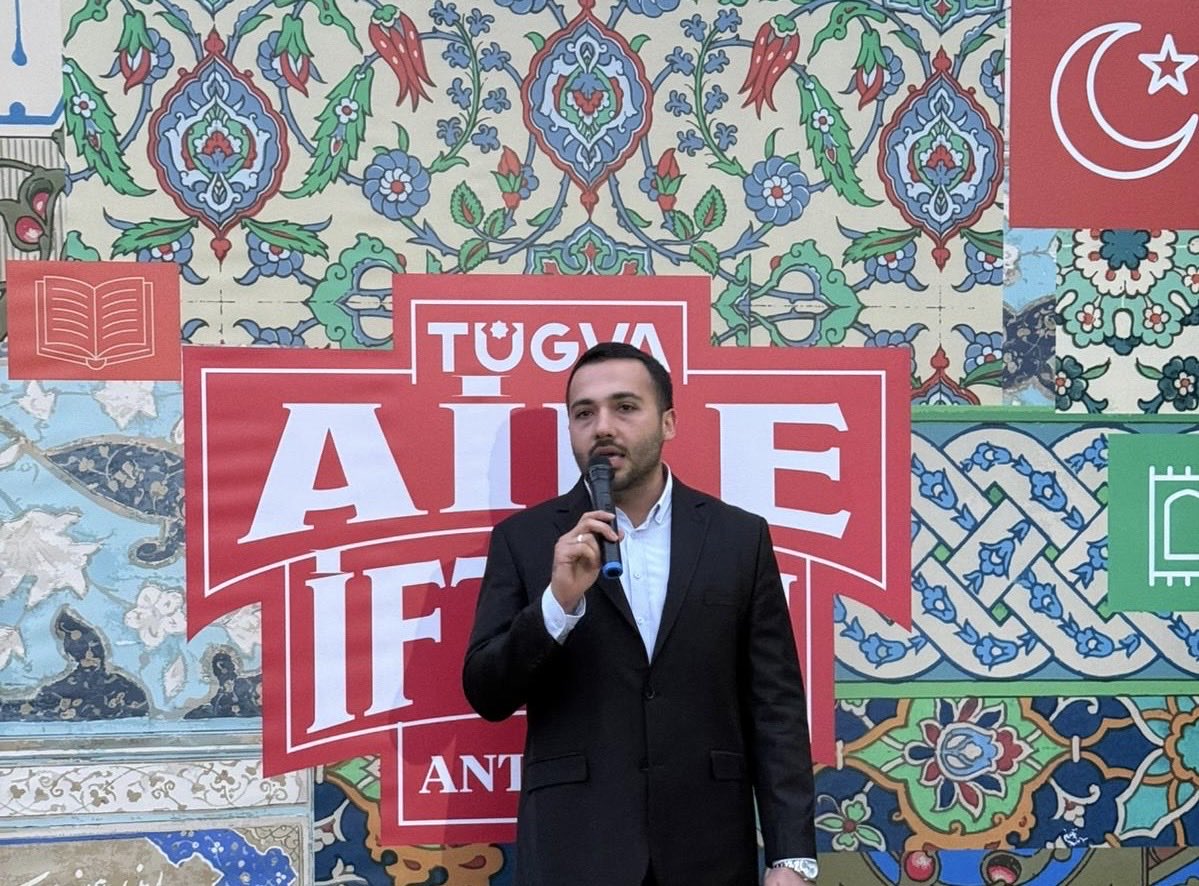 topcuoglumrt's tweet photo. 📍Meltem Camii

🌙Geleneksel Tügva Antalya Aile iftarımızda Ramazan ayının huzur dolu bu güzel akşamında bereketli iftar soframızda ailelerimiz, teşkilatımız, gönüllülerimiz ve kardeşlerimizle bir araya geldik. 

Kardeşliğimizin pekiştiği iftar soframıza katılımlarıyla bizleri onurlandıran AKPARTİ MKYK Üyesi, Önceki Dönem Büyükşehir Belediye Başkanımız Sn. @menderesturel’e, Genel Başkan Yardımcımız Sn.  @morhan61’a, Genel Başkan Yardımcımız Sn. @abdulhamidbalta’ya, Bölge Başkanımız Sn. @alitasbasi28’ya, Kurucu İl Temsilcimiz Sn. @levent_ortak’a, Önceki Dönem İl Temsilcimiz Sn. İbrahim Dağlı’ya, Gençlik ve Spor İl Müdürümüz Sn. Yavuz Gürhan’a, İşkur İl Müdürümüz Sn. İlhan Çolakoğlu’na, Eğitim Bir Sen Başkanımız Sn. @eyupbulentmiran’a, T3 Vakfı İl Temsilcimiz Sn. @mmubinpisirici’ye, AKParti Antalya İl Başkan Yardımcılarımız Sn. @MeliksahTug’a, Sn. Yusuf Ali Atak’a, Sn. Anıl Yetişgin’e ve tüm gönül dostlarımıza ve emeği geçen teşkilat mensuplarımıza teşekkür ediyorum.